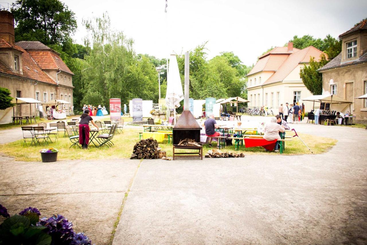 Gaestehaus Schloss Plaue Brandenburg  Exteriör bild